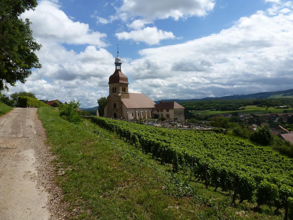 Clos De La Gourmandiere Saint-Lothain Екстериор снимка